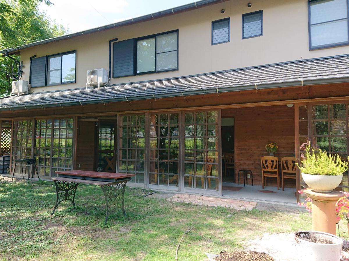 Bed and Breakfast Yufuin Flora House Exteriér fotografie